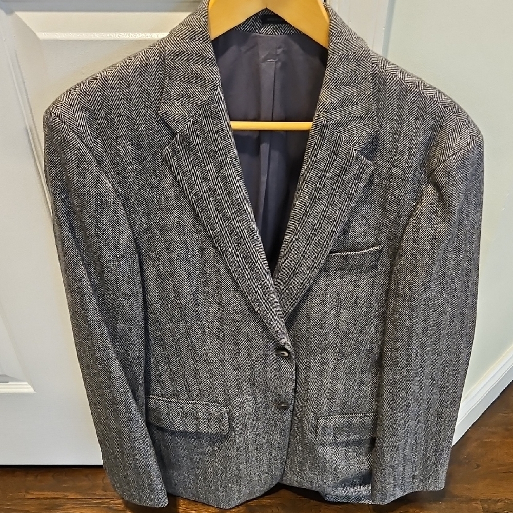 Classic Gray Herringbone Men's Blazer